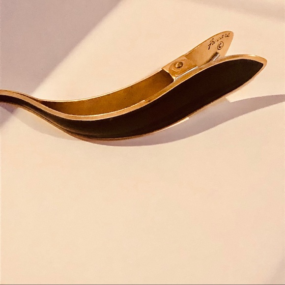 Ficcare Accessories - Ficcare Border Clip Gold Tone Base